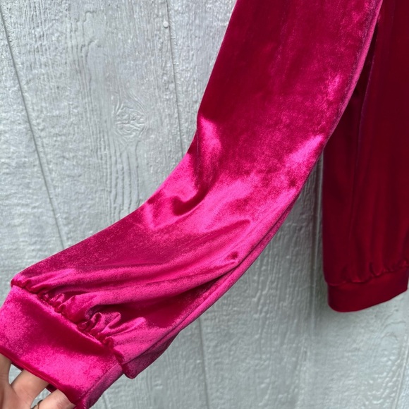 Maeve Anthropologie Women’s Candace Pink Velvet Top Minimalist Quiet Luxury M - Picture 7 of 7